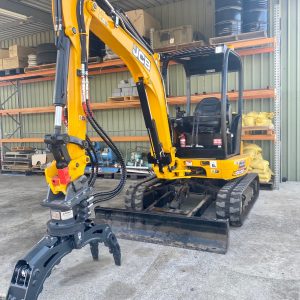 DHRS02-JCB